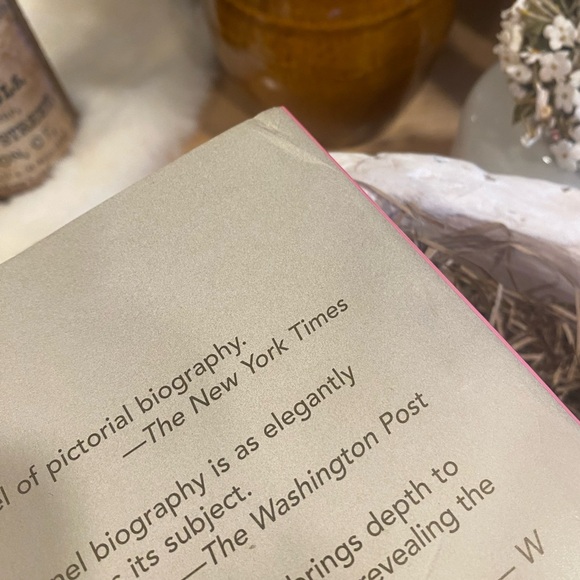 🌈SOLD🌈CHANEL and Her Friends Book by Edmond Charles-Roux - Picture 11 of 11